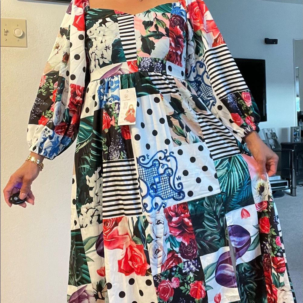 S O L D Summer dress very soft fabric, lightweight. Fits to small to medium